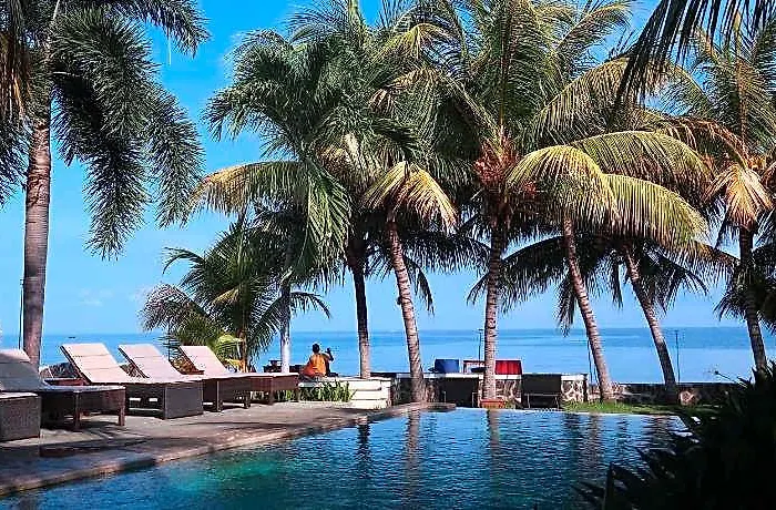 1000 Dream & Restaurant Hotel 3*